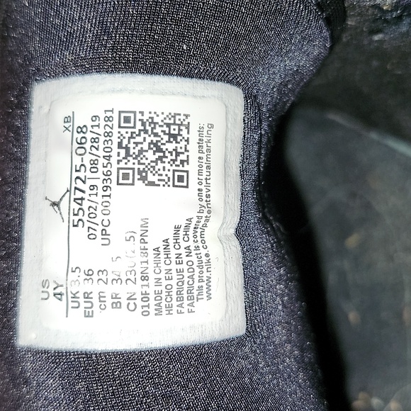 Air Jordans size 4 - Picture 6 of 7